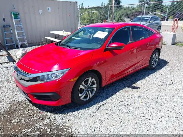 2HGFC2F5XJH570778 2018 HONDA CIVIC - Image 2