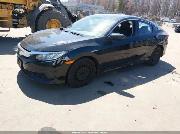 2HGFC2F5XJH574894 2018 HONDA CIVIC - Image 2