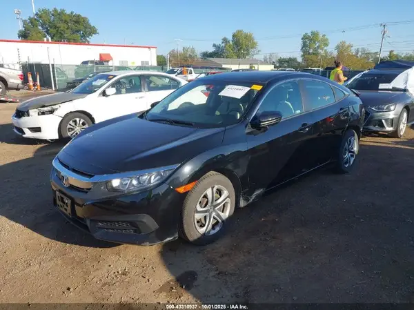 2HGFC2F5XJH594059 2018 HONDA CIVIC - Image 2