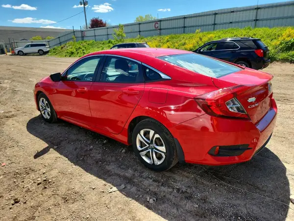 2HGFC2F5XJH597589 2018 HONDA CIVIC - Image 2