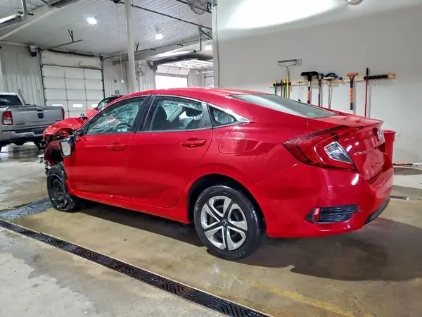 2HGFC2F5XJH597754 2018 HONDA CIVIC - Image 2