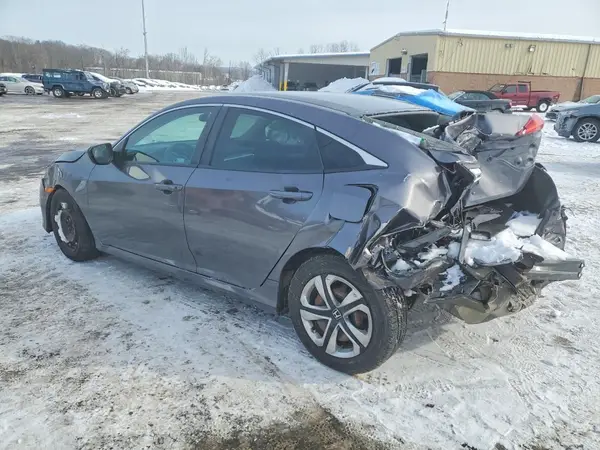 2HGFC2F5XJH601348 2018 HONDA CIVIC - Image 2