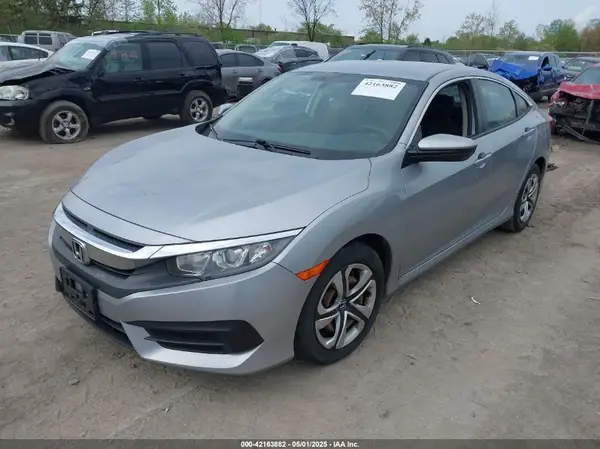 2HGFC2F5XJH604069 2018 HONDA CIVIC - Image 2