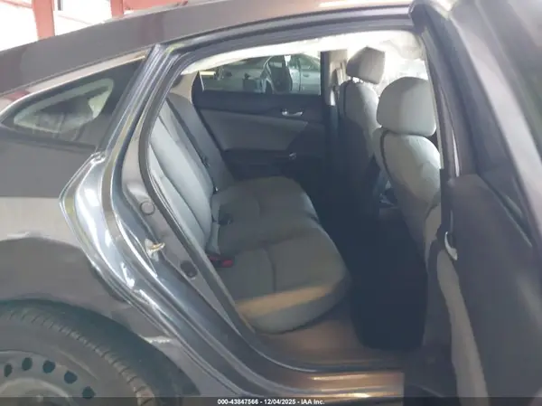 2HGFC2F5XJH606064 2018 HONDA CIVIC - Image 8