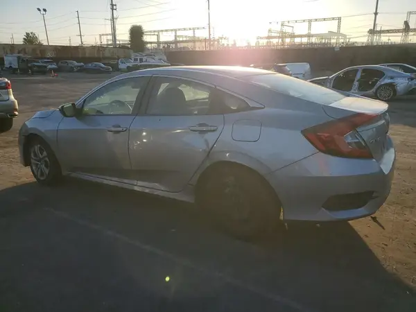 2HGFC2F60HH564880 2017 HONDA CIVIC - Image 2