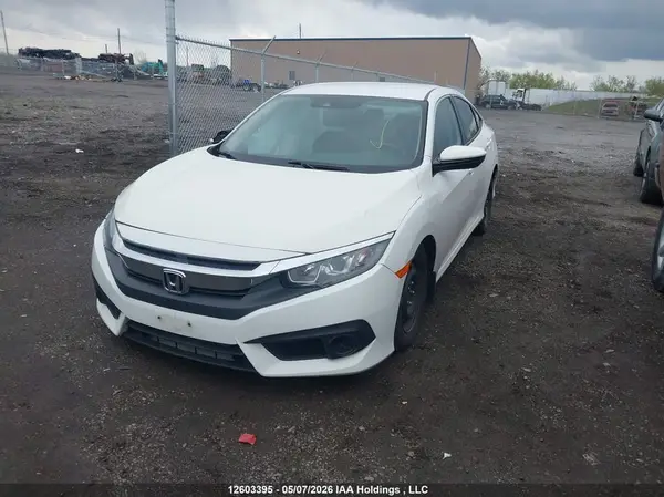 2HGFC2F60JH011250 2018 HONDA CIVIC - Image 2