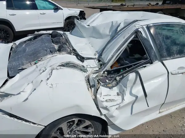 2HGFC2F60JH027402 2018 HONDA CIVIC - Image 8