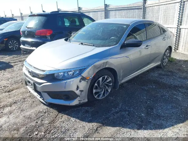 2HGFC2F60JH034494 2018 HONDA CIVIC - Image 2