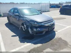 2HGFC2F60JH042532 2018 HONDA CIVIC