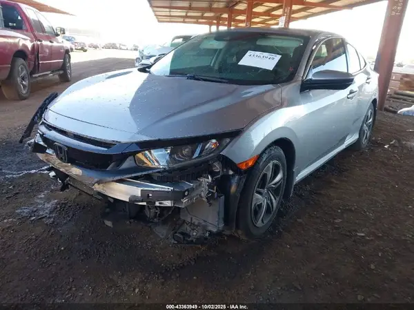 2HGFC2F60KH502578 2019 HONDA CIVIC - Image 2