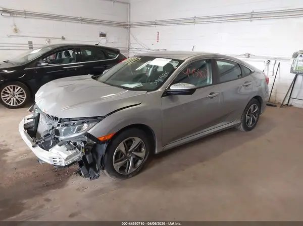 2HGFC2F60KH510986 2019 HONDA CIVIC - Image 2