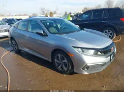 2HGFC2F60KH518585 2019 HONDA CIVIC