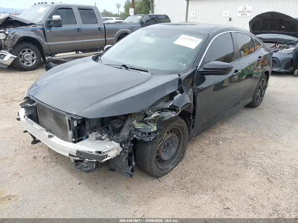 2HGFC2F60KH546418 2019 HONDA CIVIC - Image 2