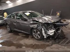 2HGFC2F60KH556785 2019 HONDA CIVIC