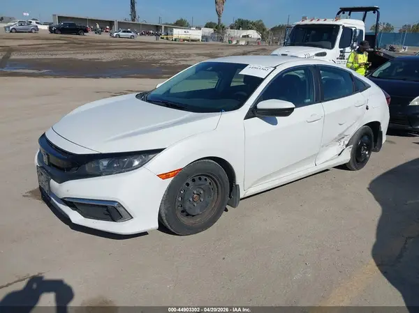 2HGFC2F60KH557726 2019 HONDA CIVIC - Image 2