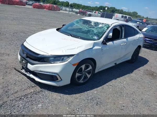 2HGFC2F60KH557743 2019 HONDA CIVIC - Image 2
