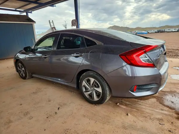 2HGFC2F60KH558424 2019 HONDA CIVIC - Image 2