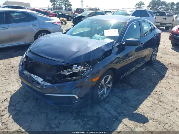 2HGFC2F60KH563946 2019 HONDA CIVIC - Image 2