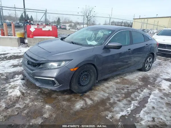 2HGFC2F60KH574106 2019 HONDA CIVIC - Image 2