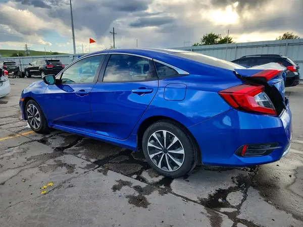 2HGFC2F60KH574672 2019 HONDA CIVIC - Image 2
