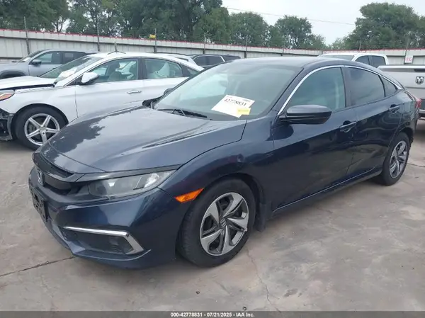 2HGFC2F60KH574932 2019 HONDA CIVIC - Image 2