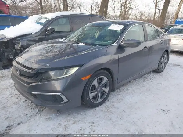 2HGFC2F60KH580598 2019 HONDA CIVIC - Image 2