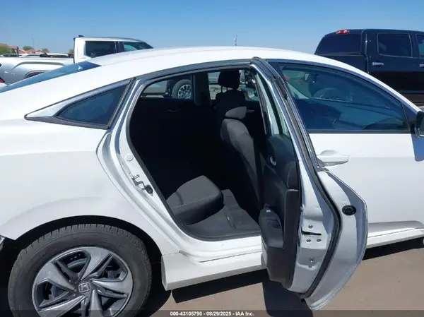 2HGFC2F60KH597482 2019 HONDA CIVIC - Image 8