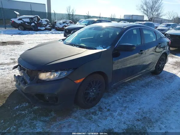 2HGFC2F60LH563348 2020 HONDA CIVIC - Image 2
