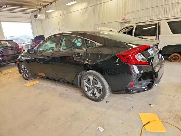 2HGFC2F60MH555168 2021 HONDA CIVIC - Image 2