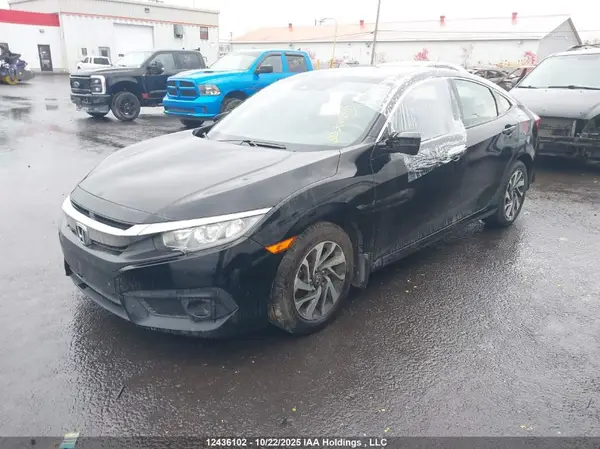 2HGFC2F61JH020071 2018 HONDA CIVIC - Image 2