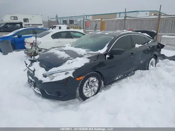 2HGFC2F61JH028638 2018 HONDA CIVIC - Image 2