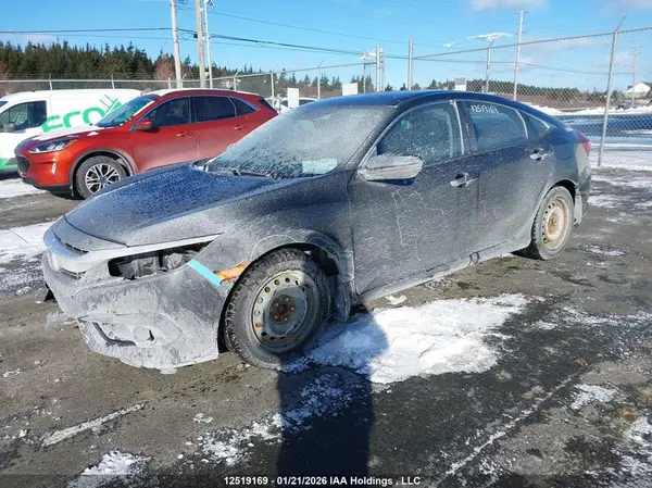 2HGFC2F61JH029675 2018 HONDA CIVIC - Image 2