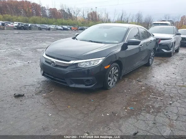 2HGFC2F61JH037758 2018 HONDA CIVIC - Image 2