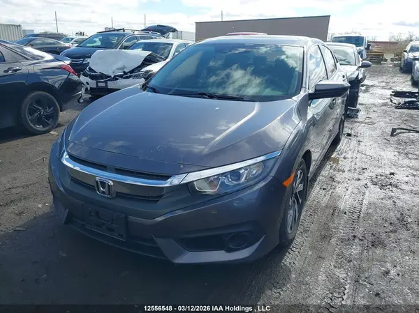 2HGFC2F61JH038909 2018 HONDA CIVIC - Image 2
