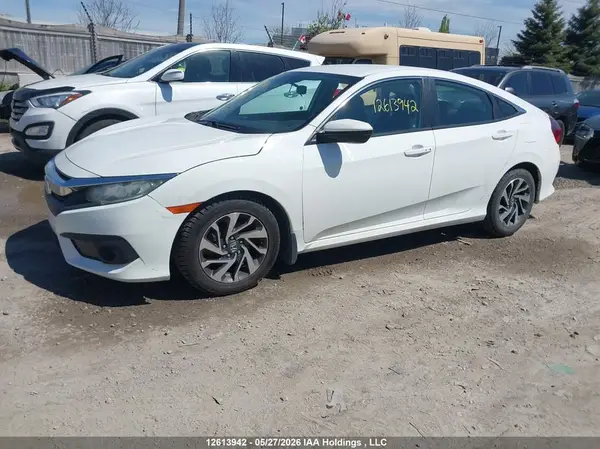 2HGFC2F61JH040059 2018 HONDA CIVIC - Image 2