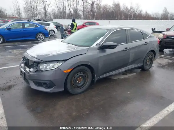 2HGFC2F61JH042328 2018 HONDA CIVIC - Image 2