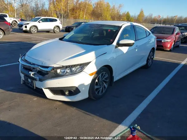 2HGFC2F61JH043348 2018 HONDA CIVIC - Image 2