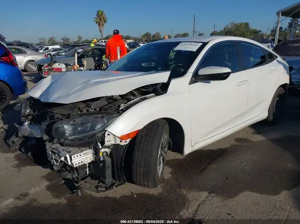 2HGFC2F61KH517316 2019 HONDA CIVIC - Image 2