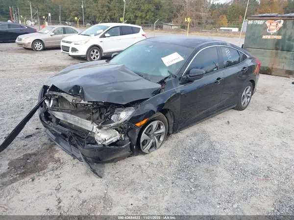 2HGFC2F61KH530793 2019 HONDA CIVIC - Image 2