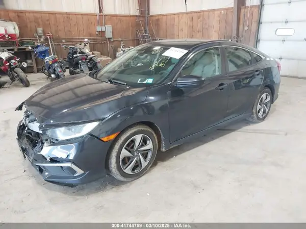 2HGFC2F61KH532477 2019 HONDA CIVIC - Image 2