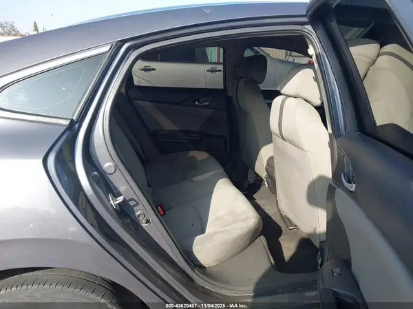 2HGFC2F61KH533127 2019 HONDA CIVIC - Image 8