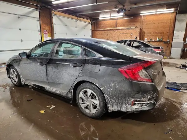 2HGFC2F61KH538540 2019 HONDA CIVIC - Image 2