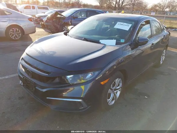 2HGFC2F61KH549084 2019 HONDA CIVIC - Image 2
