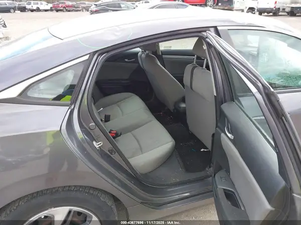2HGFC2F61KH556827 2019 HONDA CIVIC - Image 8