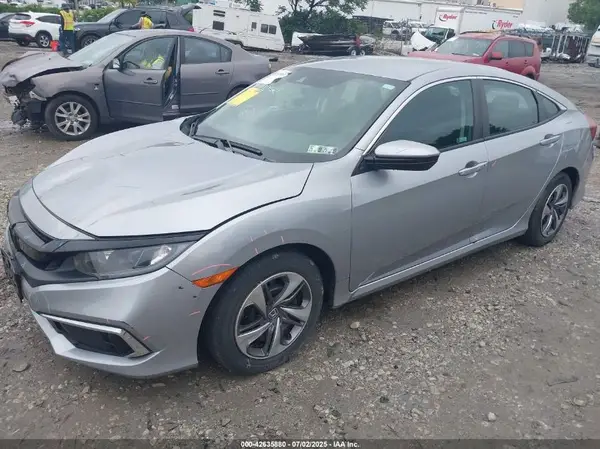 2HGFC2F61KH583817 2019 HONDA CIVIC - Image 2