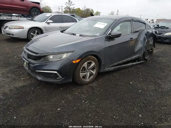 2HGFC2F61KH603757 2019 HONDA CIVIC - Image 2