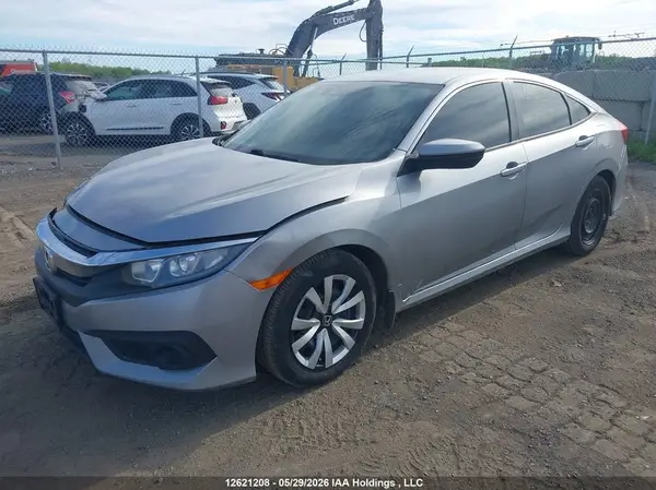 2HGFC2F62JH038871 2018 HONDA CIVIC - Image 2