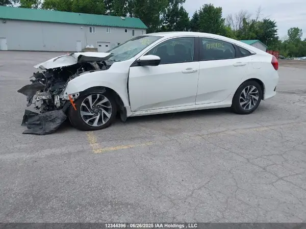 2HGFC2F62JH040099 2018 HONDA CIVIC - Image 2