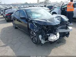 2HGFC2F62KH504297 2019 HONDA CIVIC