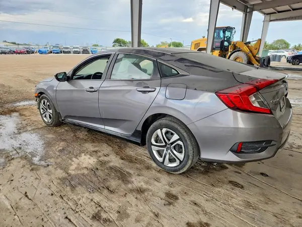 2HGFC2F62KH573457 2019 HONDA CIVIC - Image 2